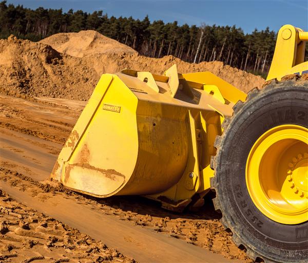 Maquinaria Sur Komat