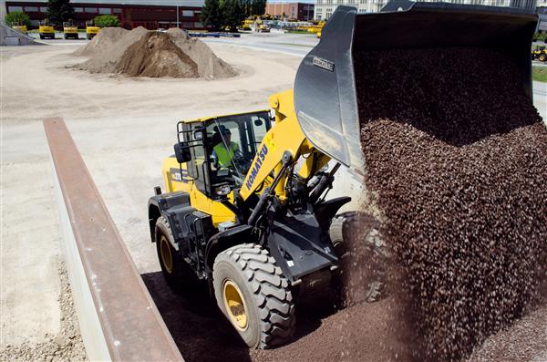 Maquinaria Sur Komat