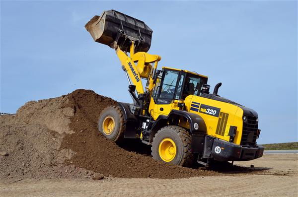 Maquinaria Sur Komat