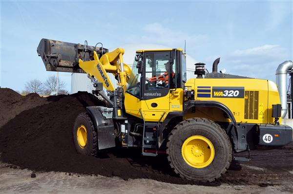 Maquinaria Sur Komat