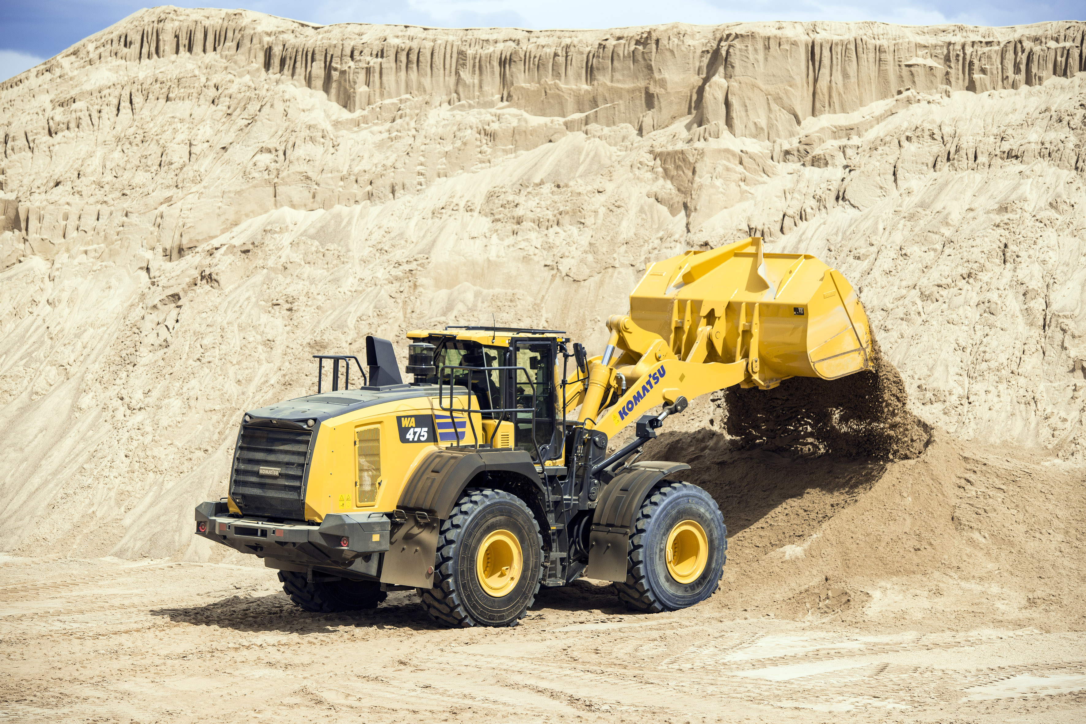 Maquinaria Sur Komat