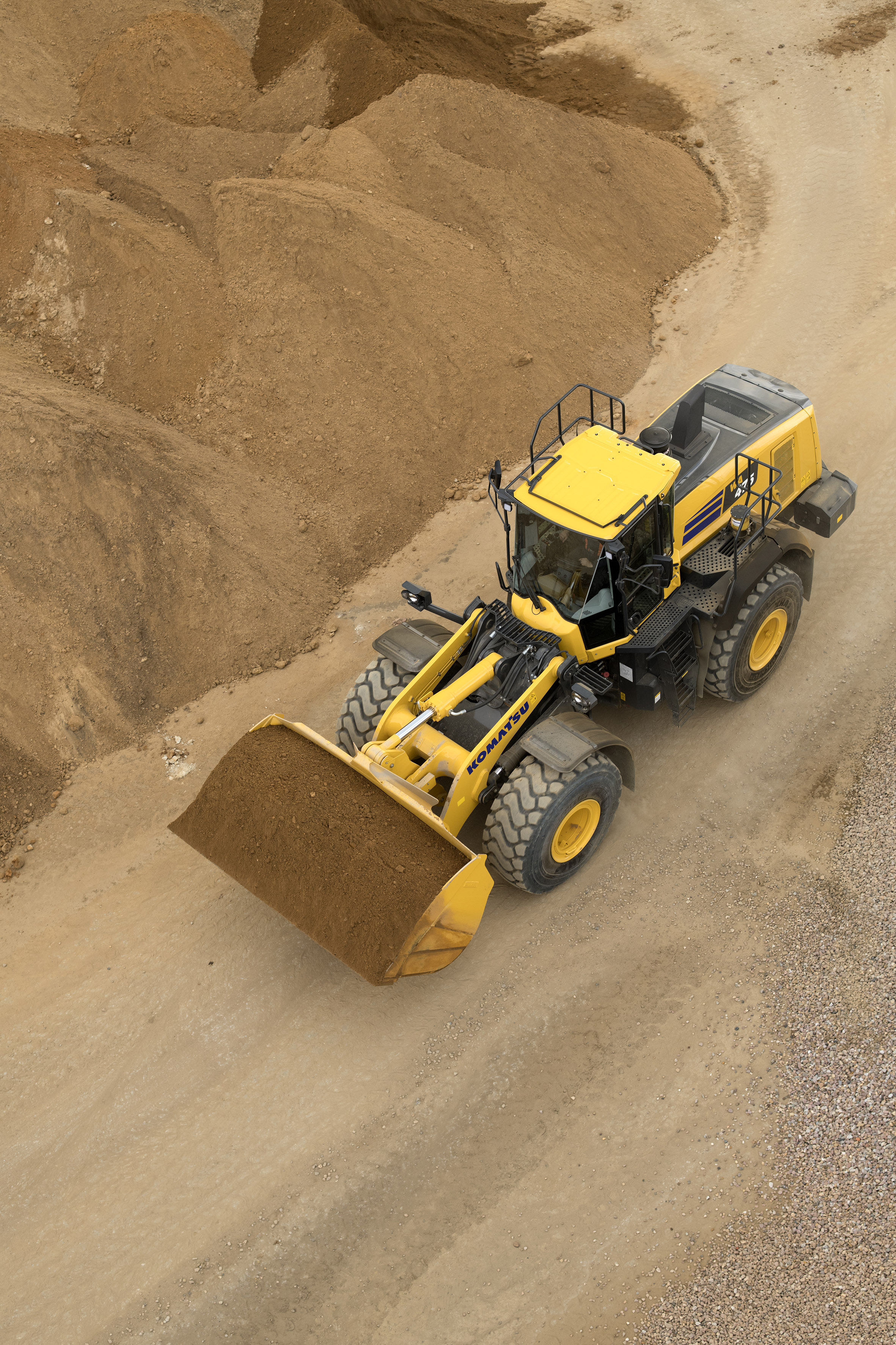 Maquinaria Sur Komat