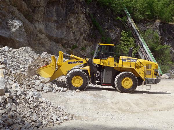 Maquinaria Sur Komat